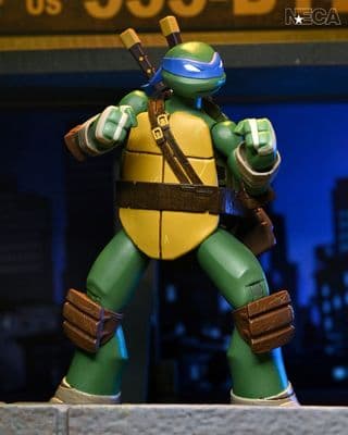 NECA Teenage Mutant Ninja Turtles 2012 Cartoon Leonardo Action Figure - INSTOCK