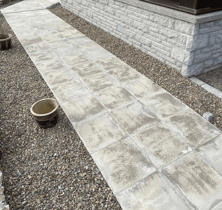 Stretton Stippled Natural Grey Paving Slab 600 x 600mm