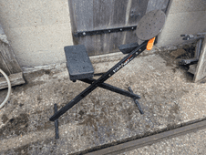 Fold-Away Wood Carvers Rest Bench
