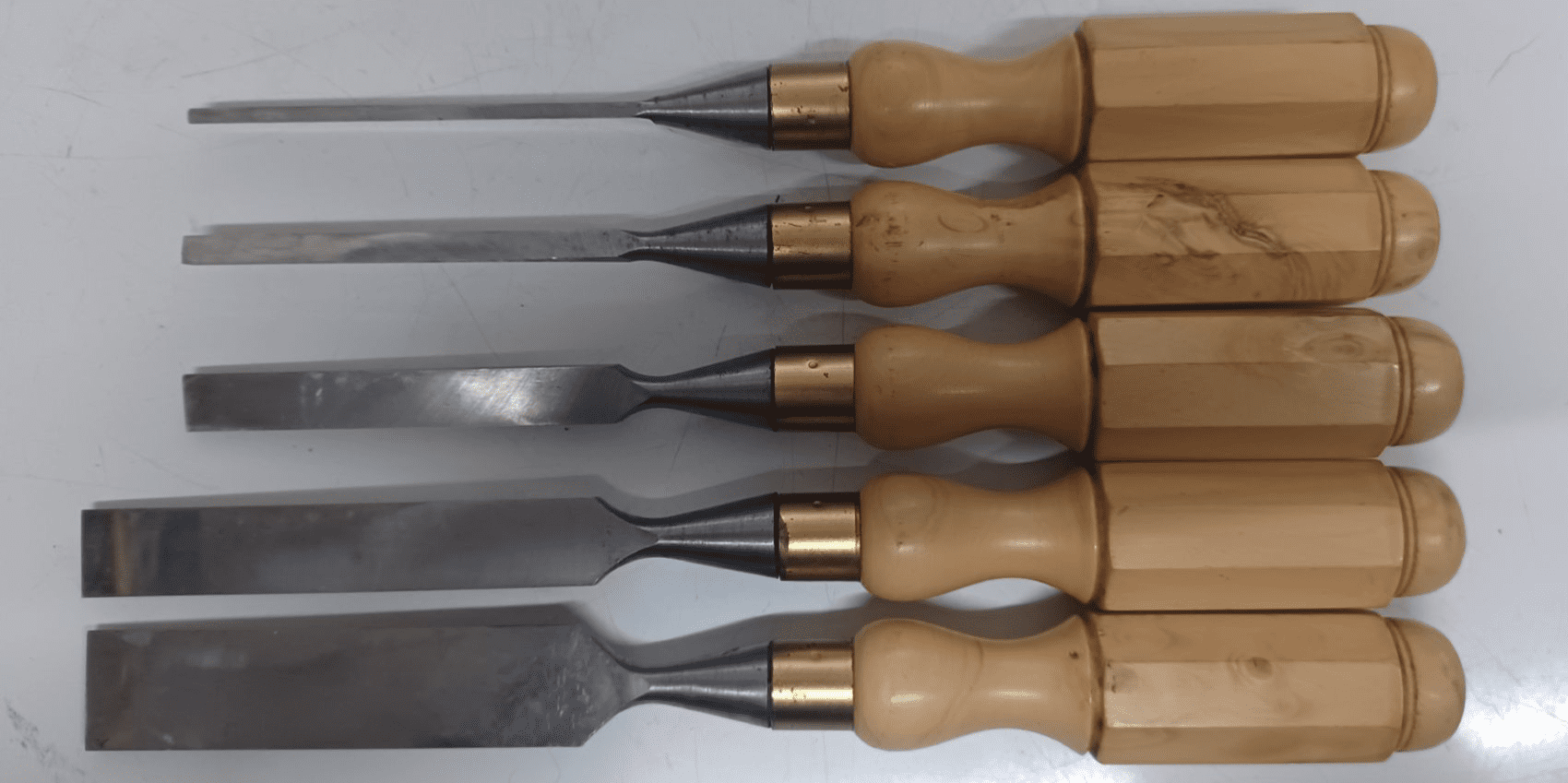 Set of 5 Bevel Edge Bench Chisels by Marples