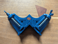 Woden C800 Corner Cramp