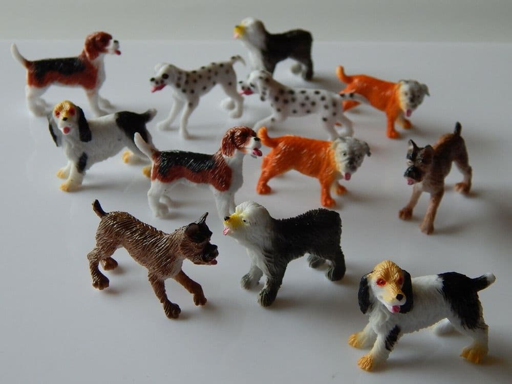 12 Mini plastic Dogs Educational Small 5 cm Party bag toys Animals