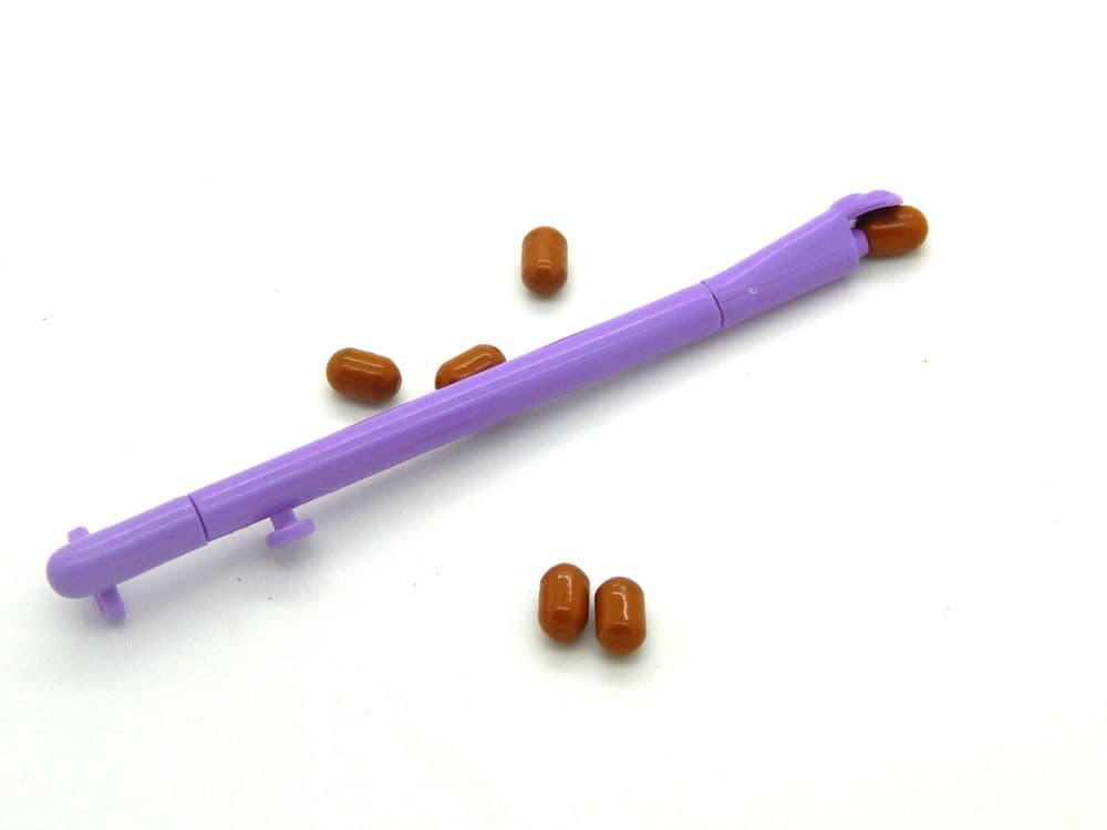 Barbie Pets/Dog pooper scooper