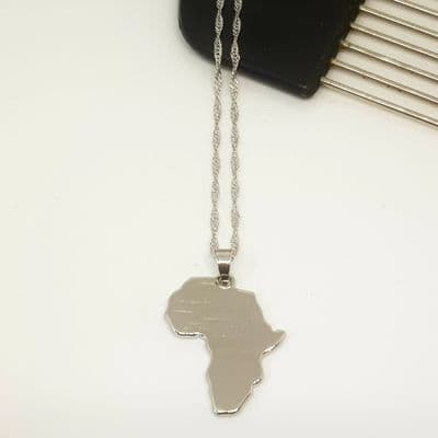 Africa Chain And Pendant With Embossed Detail-Silver