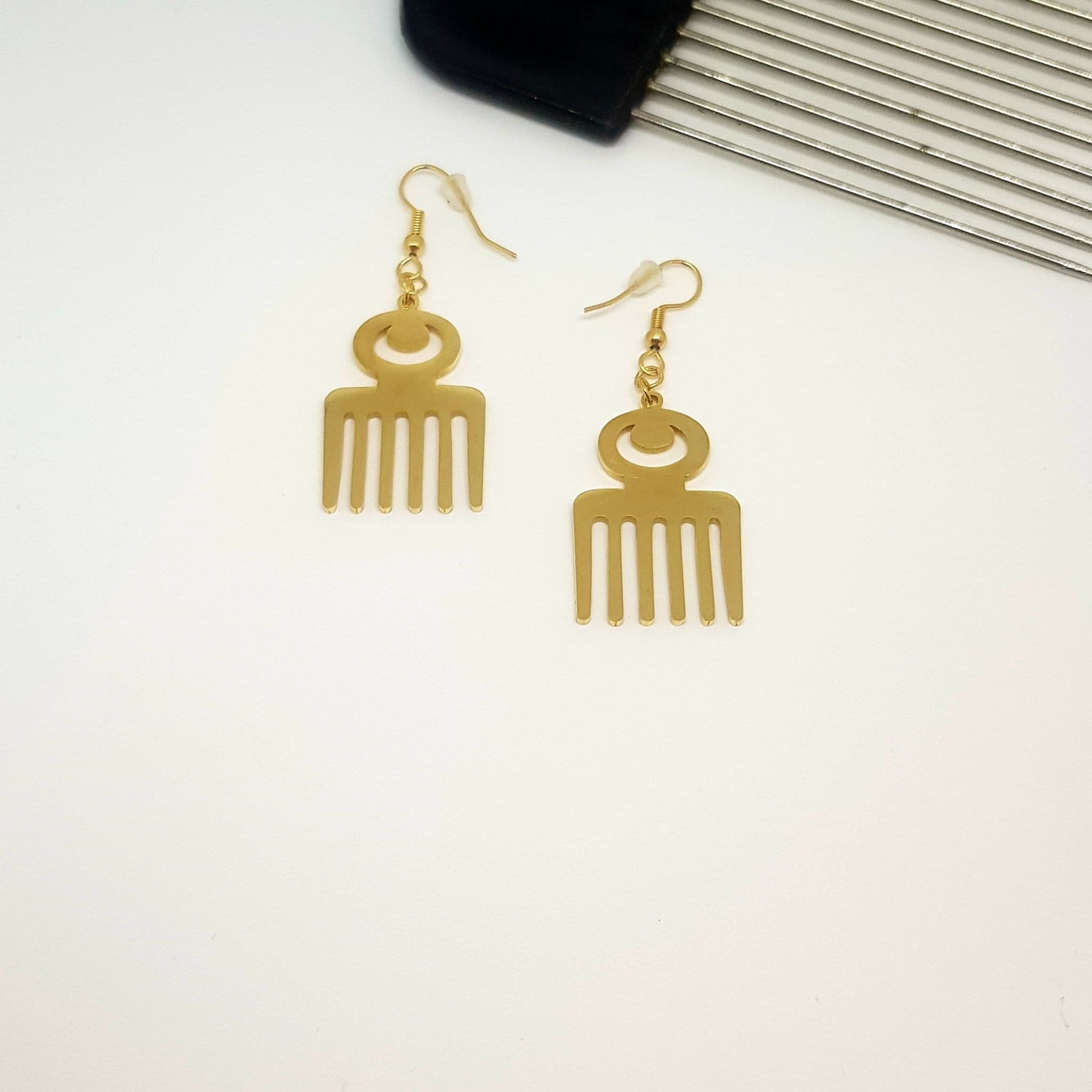 Duafe/Wooden Comb for Beauty - Earrings Gold
