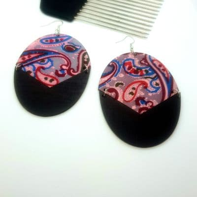 Oval Pattern Wooden Earrings -  Black