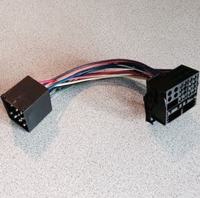 Round to flat pin stereo adaptor for MINI & BMW