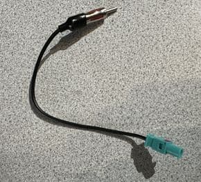 Stereo aerial adaptor