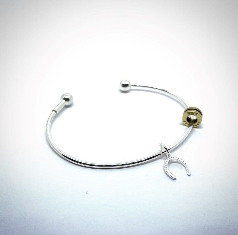 Hunter Horseshoe Charm Bangle