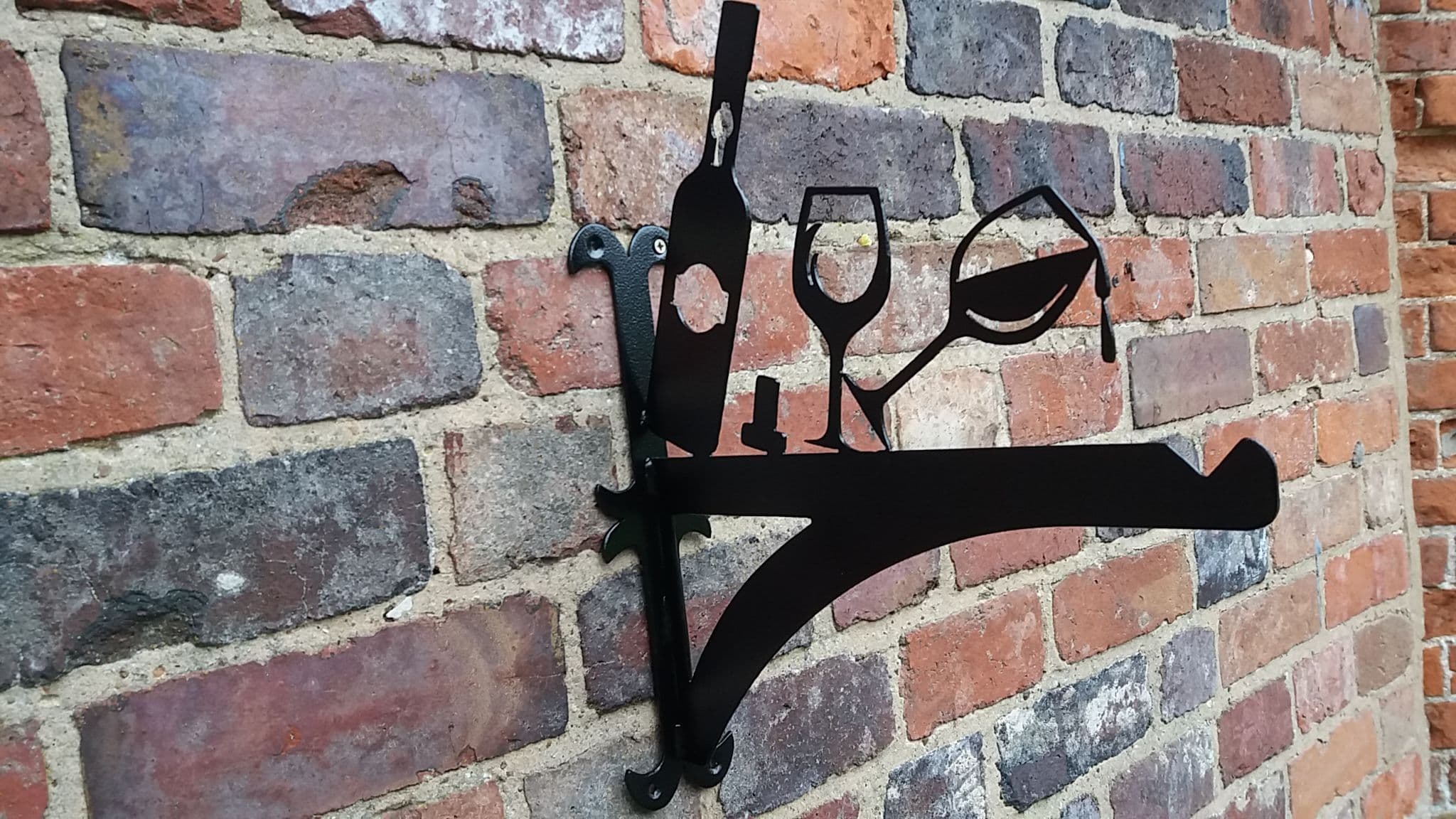 Wine Bottle Hanging Basket Bracket