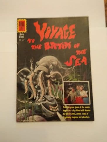 DELL PUBLISHING 1961 VOYAGE TO THE BOTTom OF THE SEA NO 1230