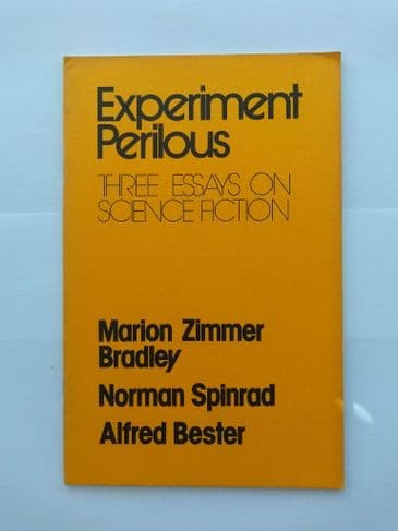 EXPERIMENT PERILOUS. 3 ESSAYS ON SCIENCE FICTION (PAPERBACK)