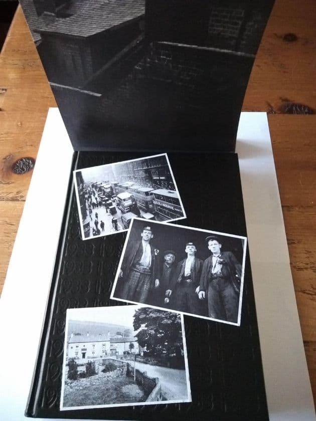 FOLIO SOCIETY . ENGLISH JOURNEY BY J.B. PRIESTLY    SLIPCASED, HARDBACK