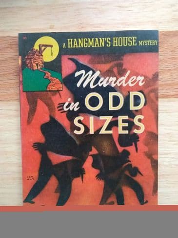 HANGMAN'S HOUSE: MURDER IN ODD SIZES by Helen Joan HULTMAN  (NO 10 )  (Paperback )