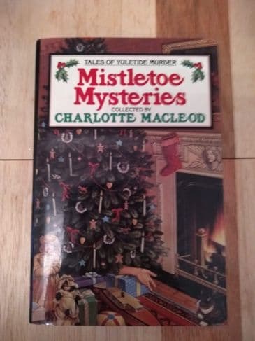 Mistletoe Mysteries collected by Charlotte Macleod