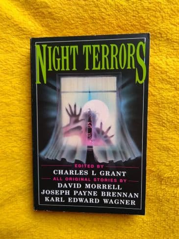 NIGHT TERRORS EDITED BY CHARLES L. GRANT. (PAPERBACK)