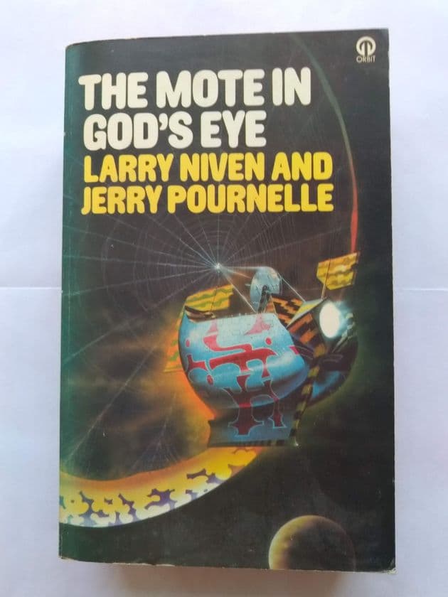 THE MOTE IN GOD'S EYE by Larry Niven & Jerry Pournelle (Paperback)
