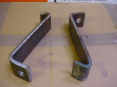 Boiler Brackets to fit Cast 135 Boiler in Standard Aga range cookers (per pair)