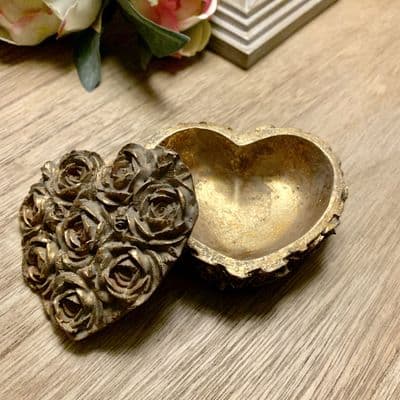 Gorgeous 'Gold Roses' Heart Trinket Box