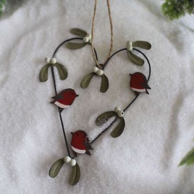 Robin Christmas Hanging Heart - Just Lovely!