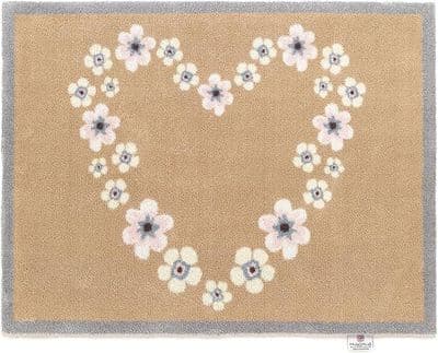Superb Quality Eco-Friendly Fab Indoor Barrier Mat with Floral Heart Design