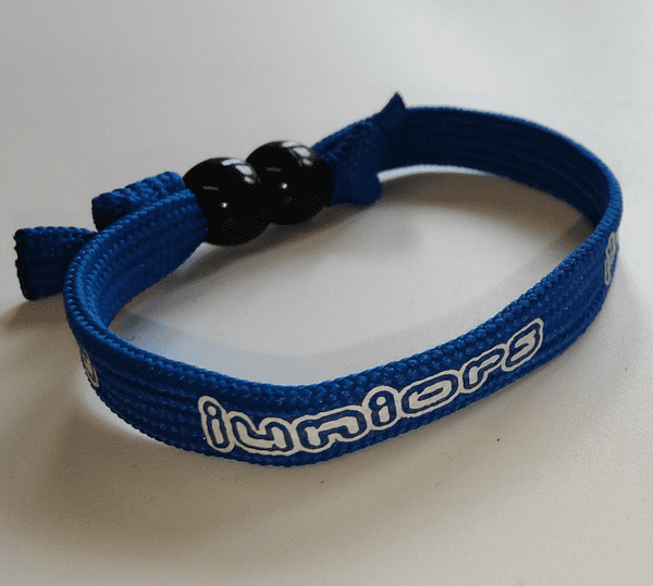 JUNIORS BLUE WRISTBAND
