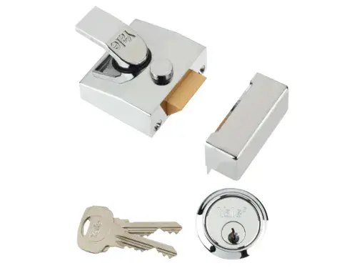 YALE P85 Security Deadlocking Nightlatch P-85-CH-CH-40