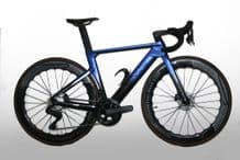 HINDE AERO CARBON STEALTH DISC+ - SHIMANO ULTEGRA DI2 12 SPEED ELECTRONIC DISC BRAKE BIKE