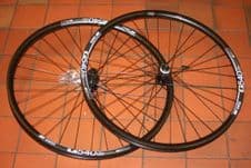 PAIR SHIMANO 105 R7070 / DT SWISS G540 GRAVEL BIKE TUBELESS WHEELS