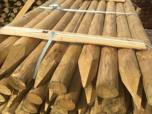 Peeled Cundy 75-100mm Posts / Stakes UC3