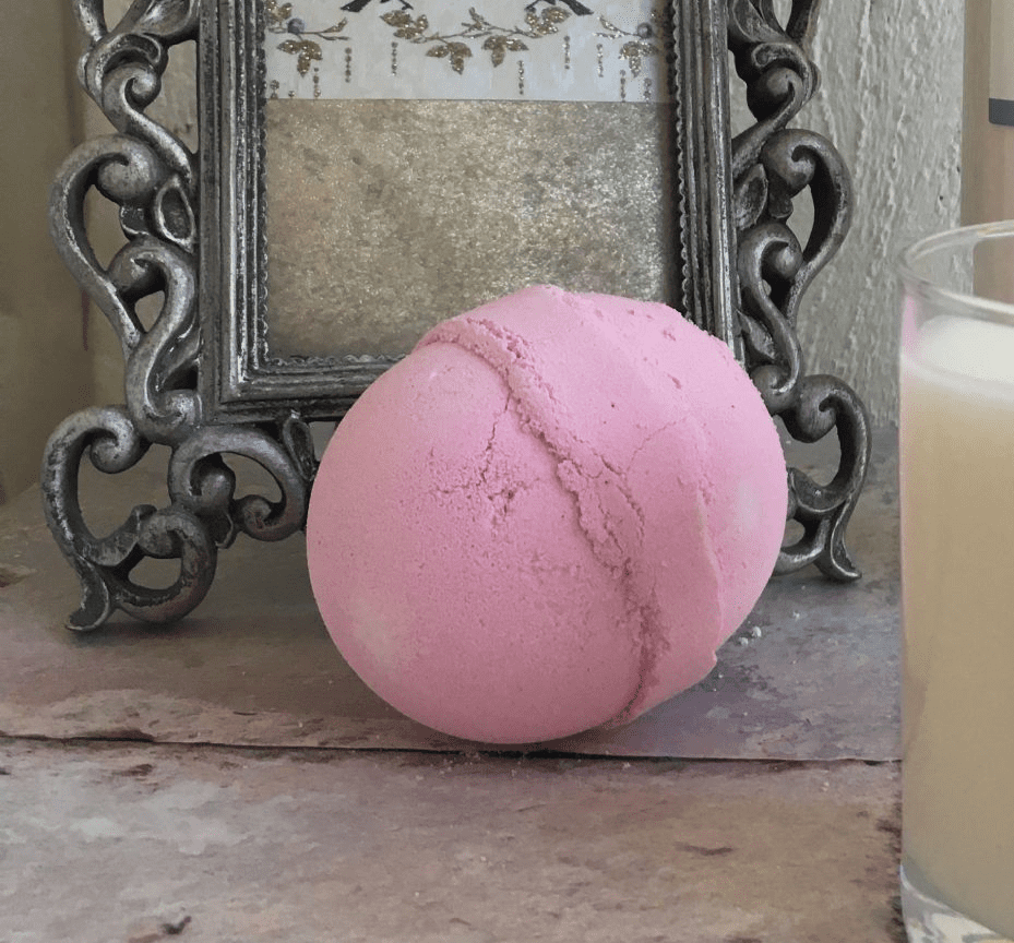 Very berry jumbo Bath Bomb 180g