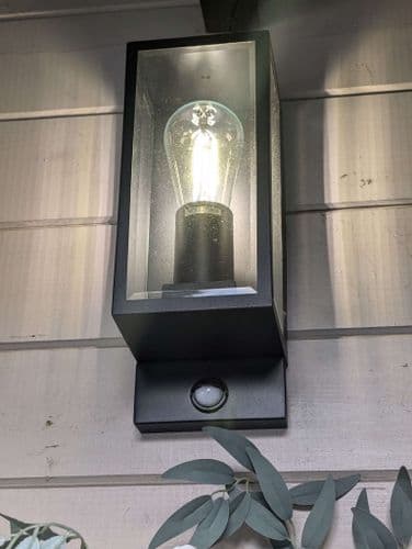 Outdoor Wall Light with PIR Sensor CSB1242P - Outdoor Light with PIR Black