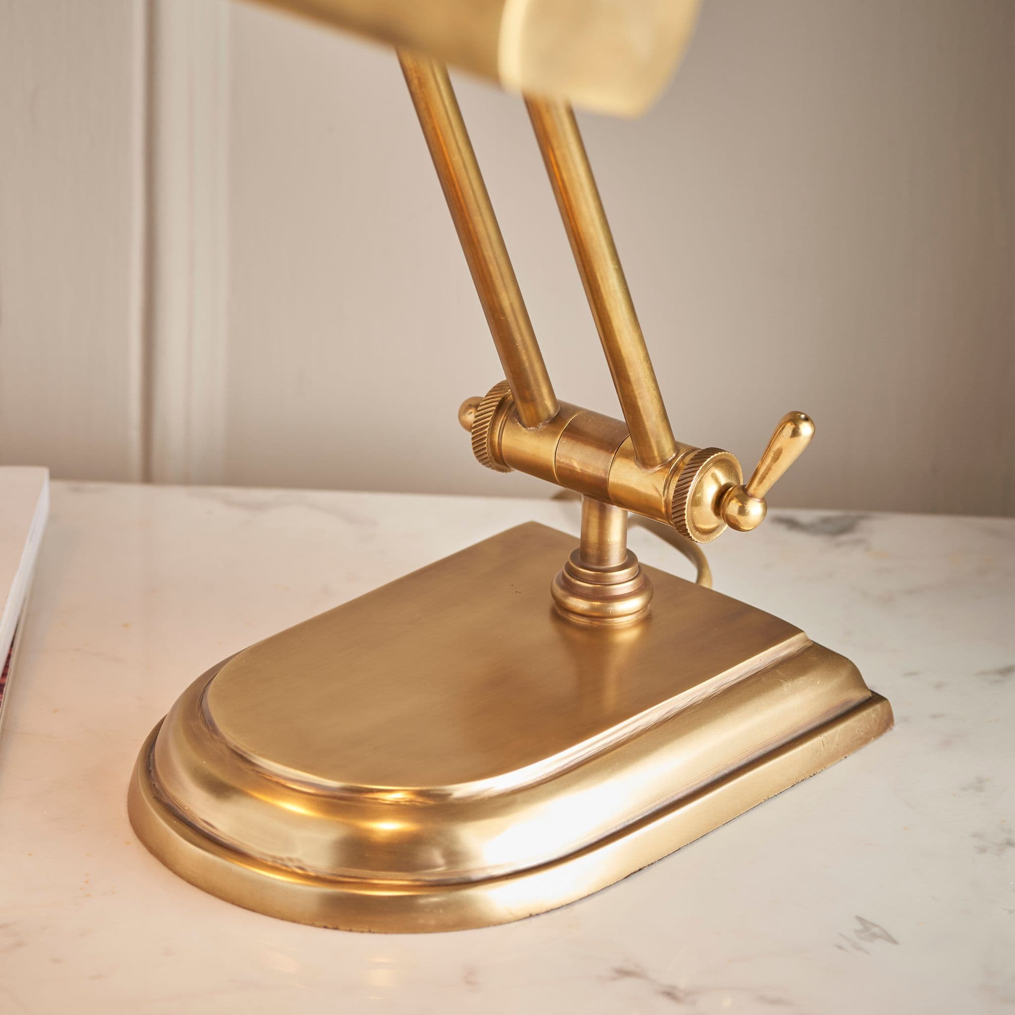 Winchester table light Made from solid brass