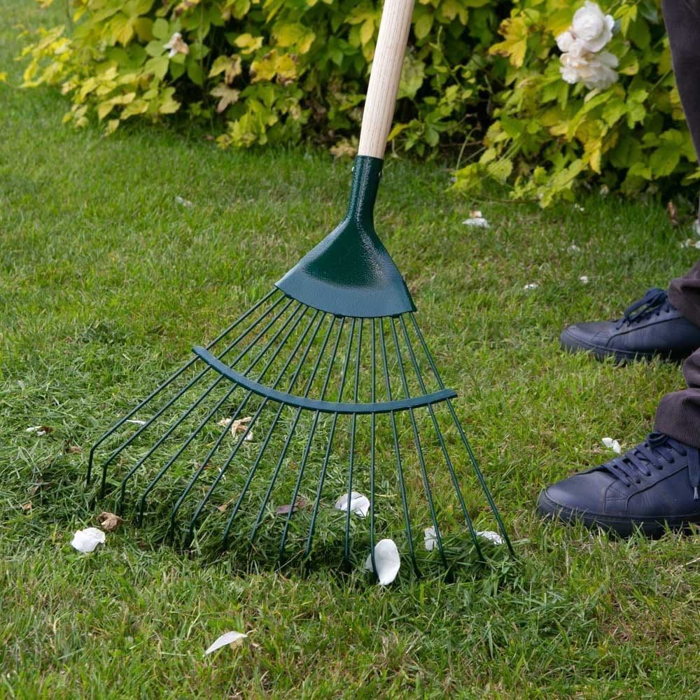 Wilkinson Sword Carbon Steel Lawn Rake Product Code 1111207WR