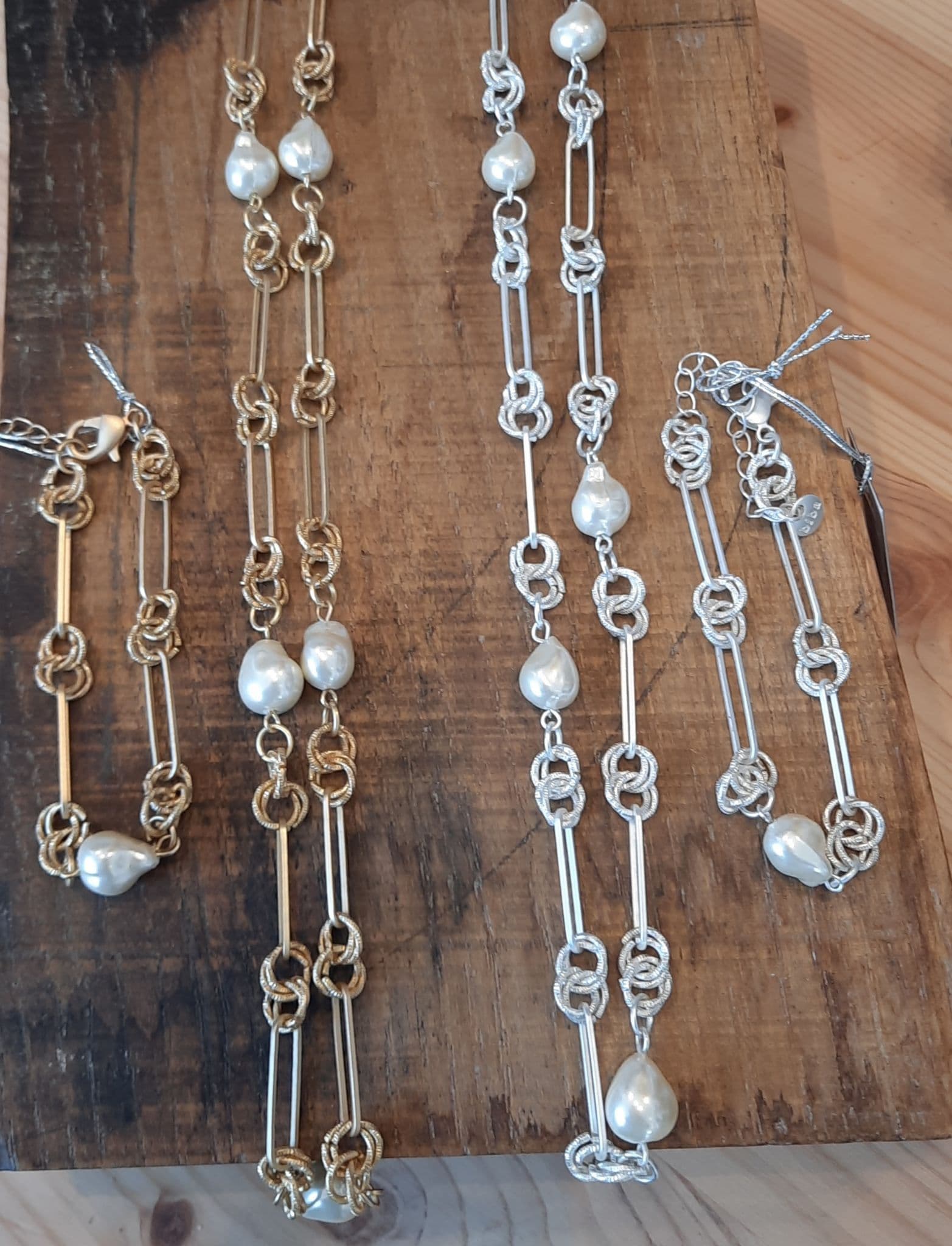 Long pearl paperclip chain necklace