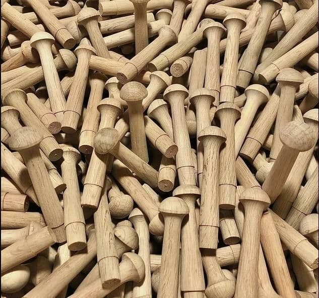 Oak Shaker Pegs