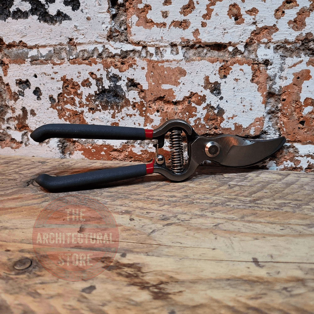 Traditional Bypass Secateurs