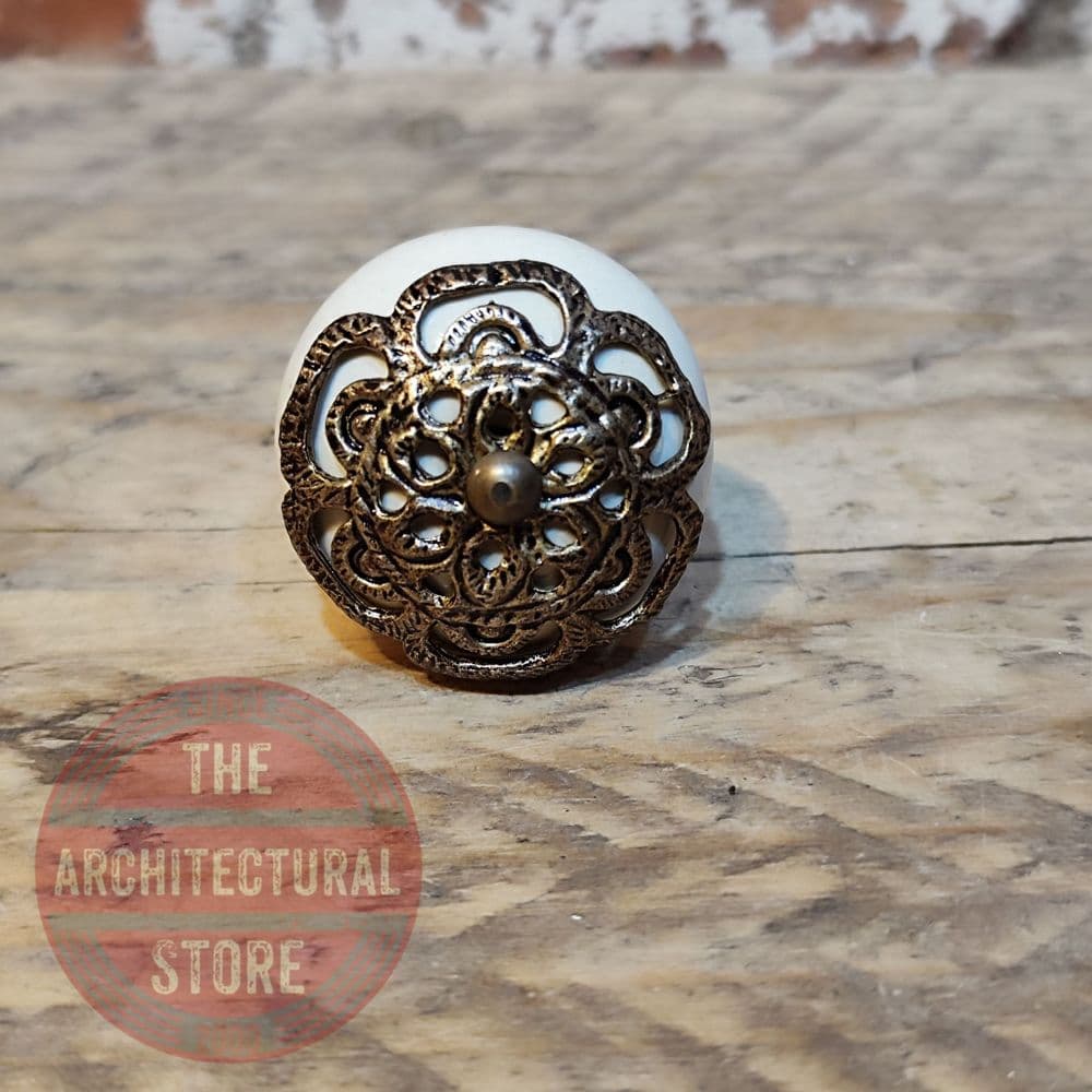 White Antique Ceramic Knob Type 1