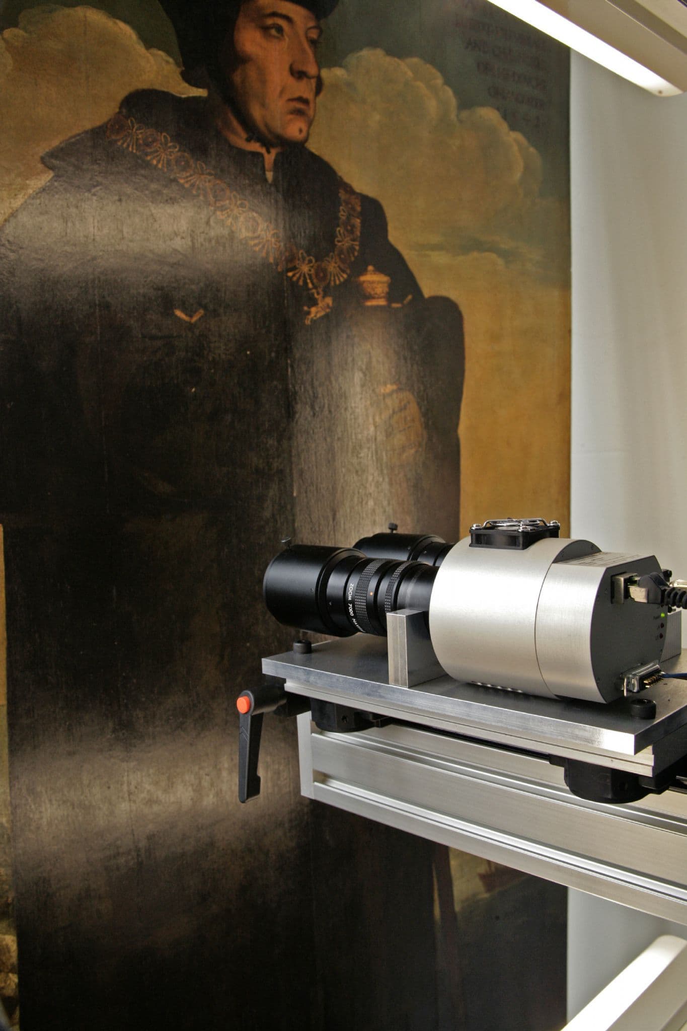 SatScan-IM Large Scale Multispectral Easel Scanner Moves Scanning ...