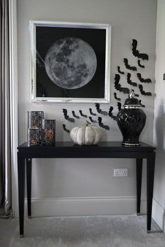 Set Of 3 Black Round Tealight Holders