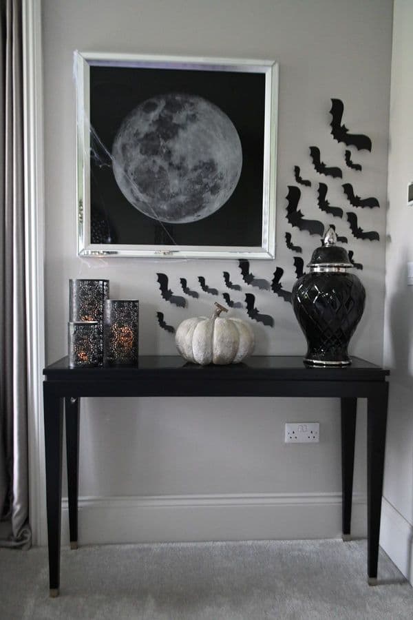 Set Of 3 Black Round Tealight Holders
