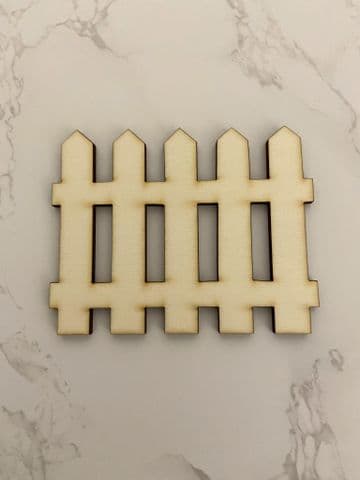 Fence wooden cake charm