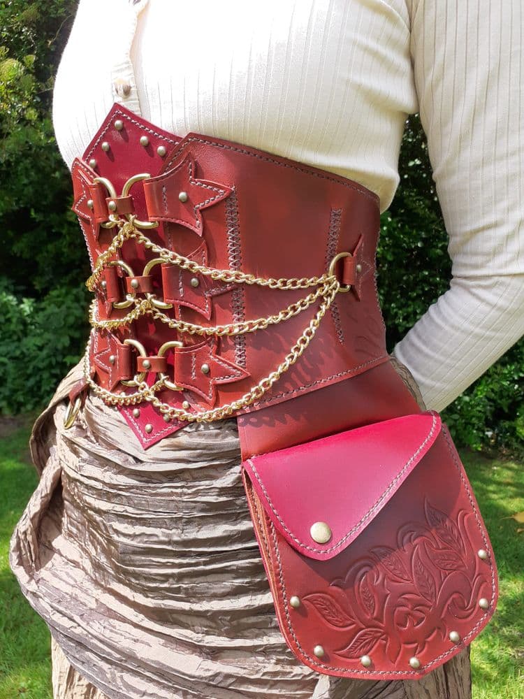 Corset belt in tan with solid brass D rings and brass chain