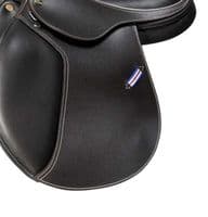 John Whitaker Junior Gullet System Pro Jump Saddle - Saddlemasters