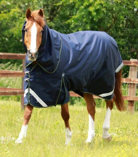 Premier Equine Titan 40g Turnout Rug with Snug-Fit Neck Cover