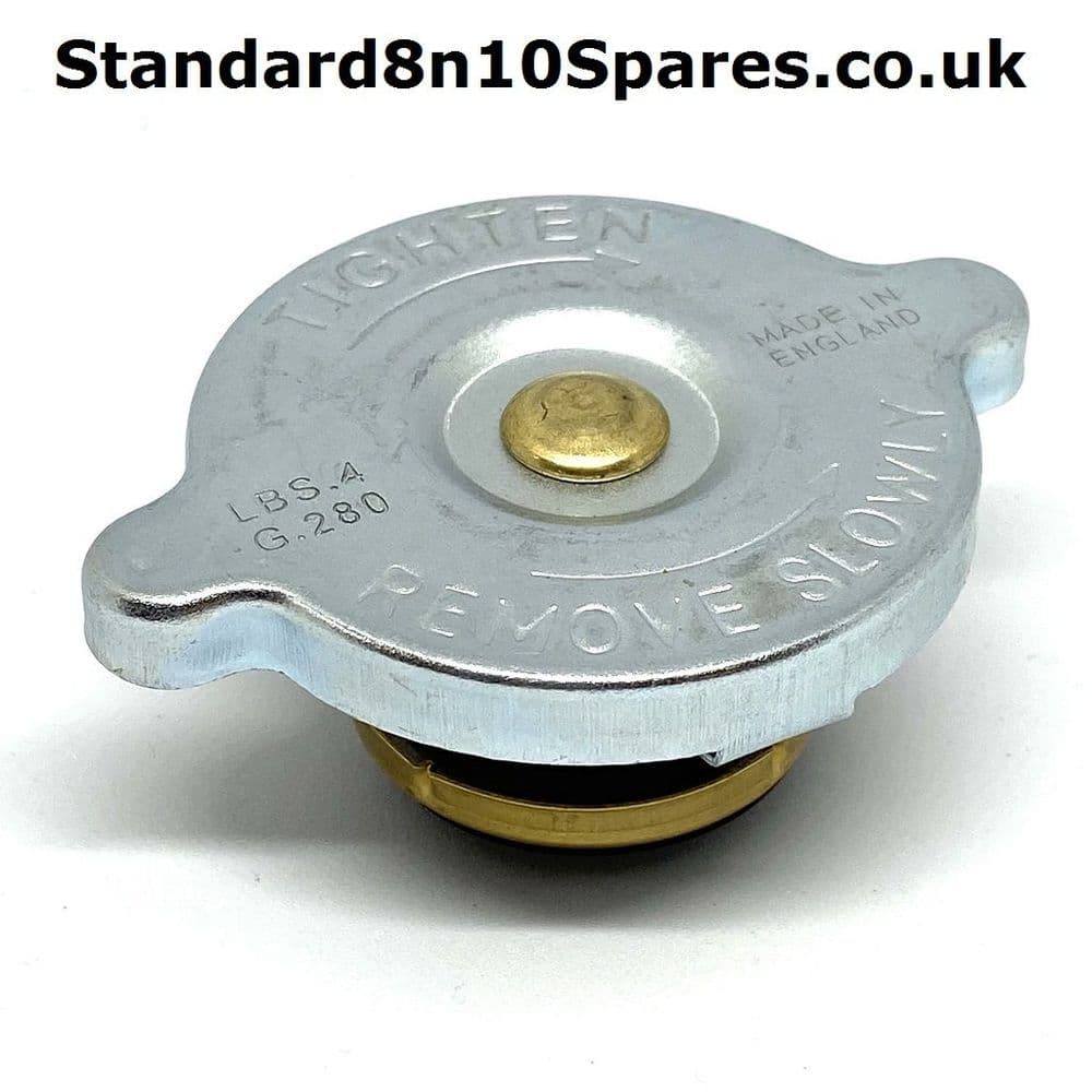 Standard 8 10 Pennant Radiator Cap