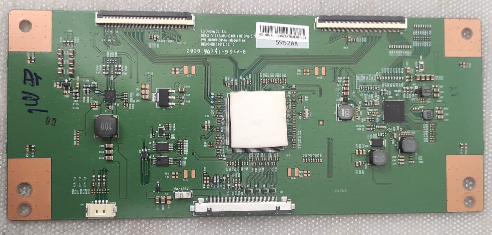 6870c-0532a carte t-con LG 43LF5400