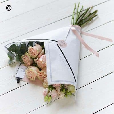Beautifully Simple Pink Flower Wrap SIPBQ1E