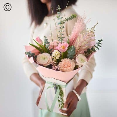 Florist Choice Trending Spring Gift Box STGB0100