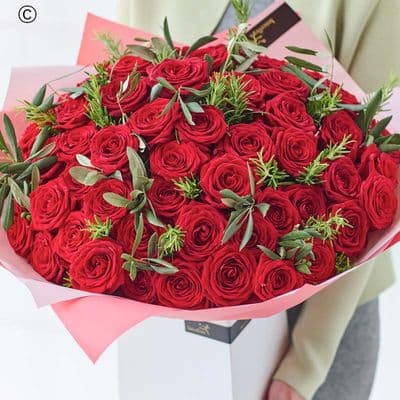 Unforgettable 50 Red Roses CCROR5000